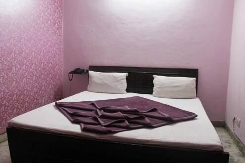Hotel Regal 45, Chandigarh 3